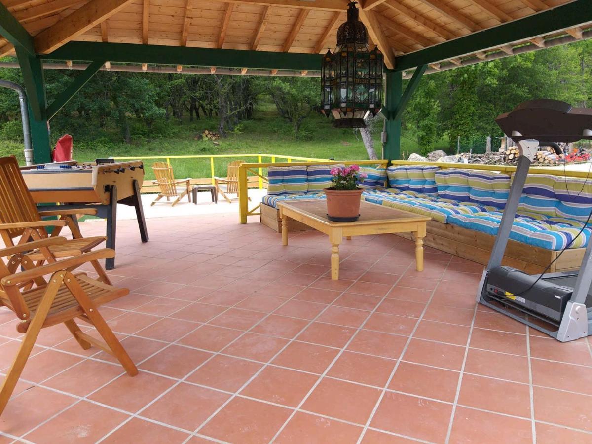 Les Chalets De Saint Maurice Dieulefit Kültér fotó